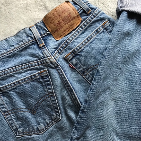 Vtg Levis High Waist Mom Jeans 9s 